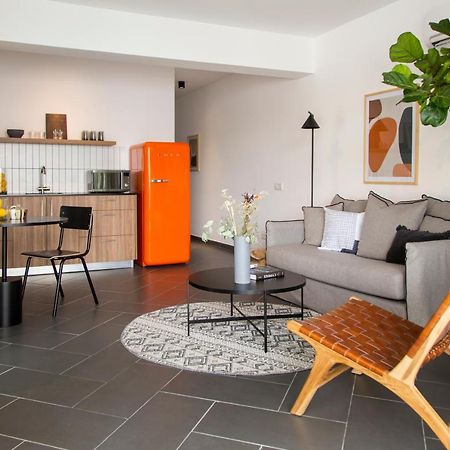 Liv Urban Suites Lárnaka Kültér fotó