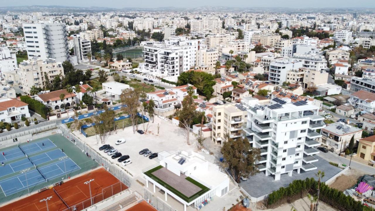 Liv Urban Suites Lárnaka Kültér fotó