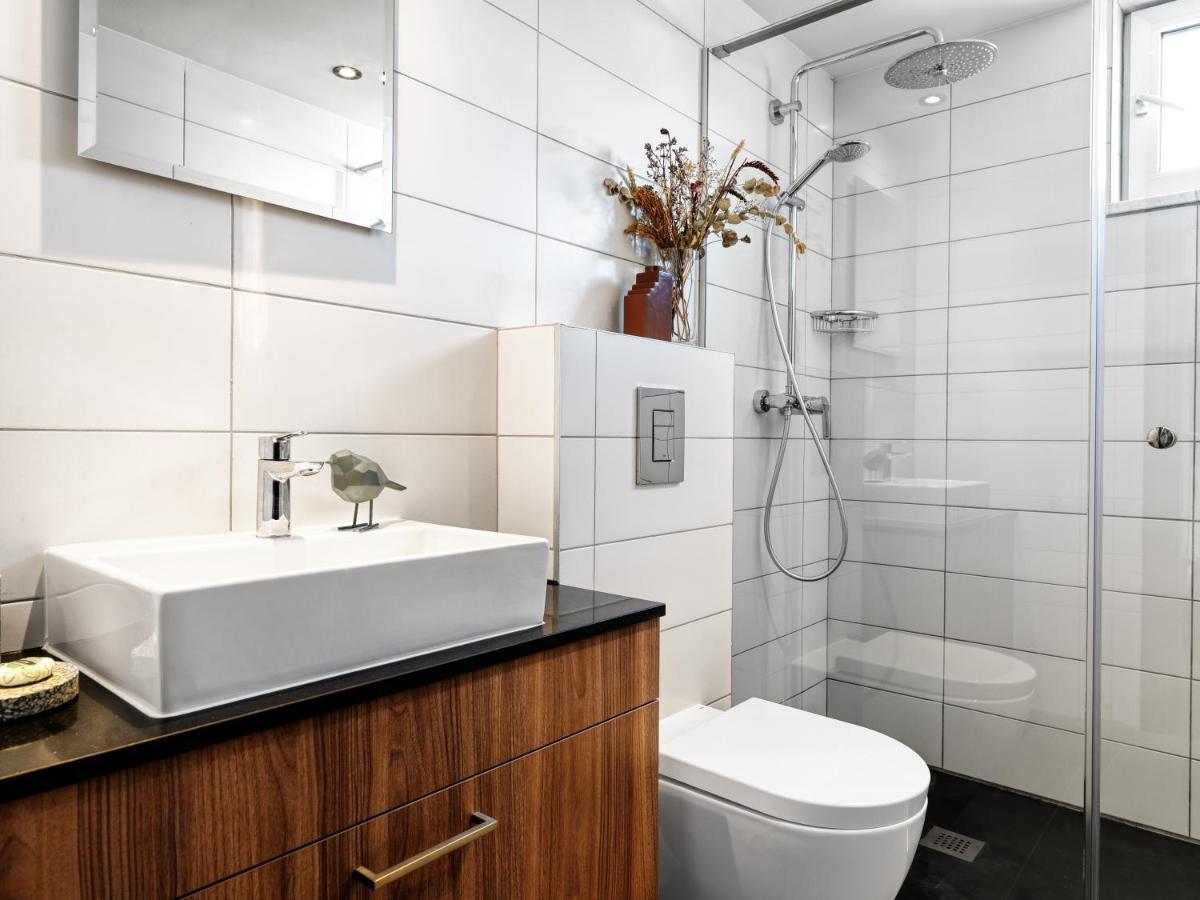 Liv Urban Suites Lárnaka Kültér fotó