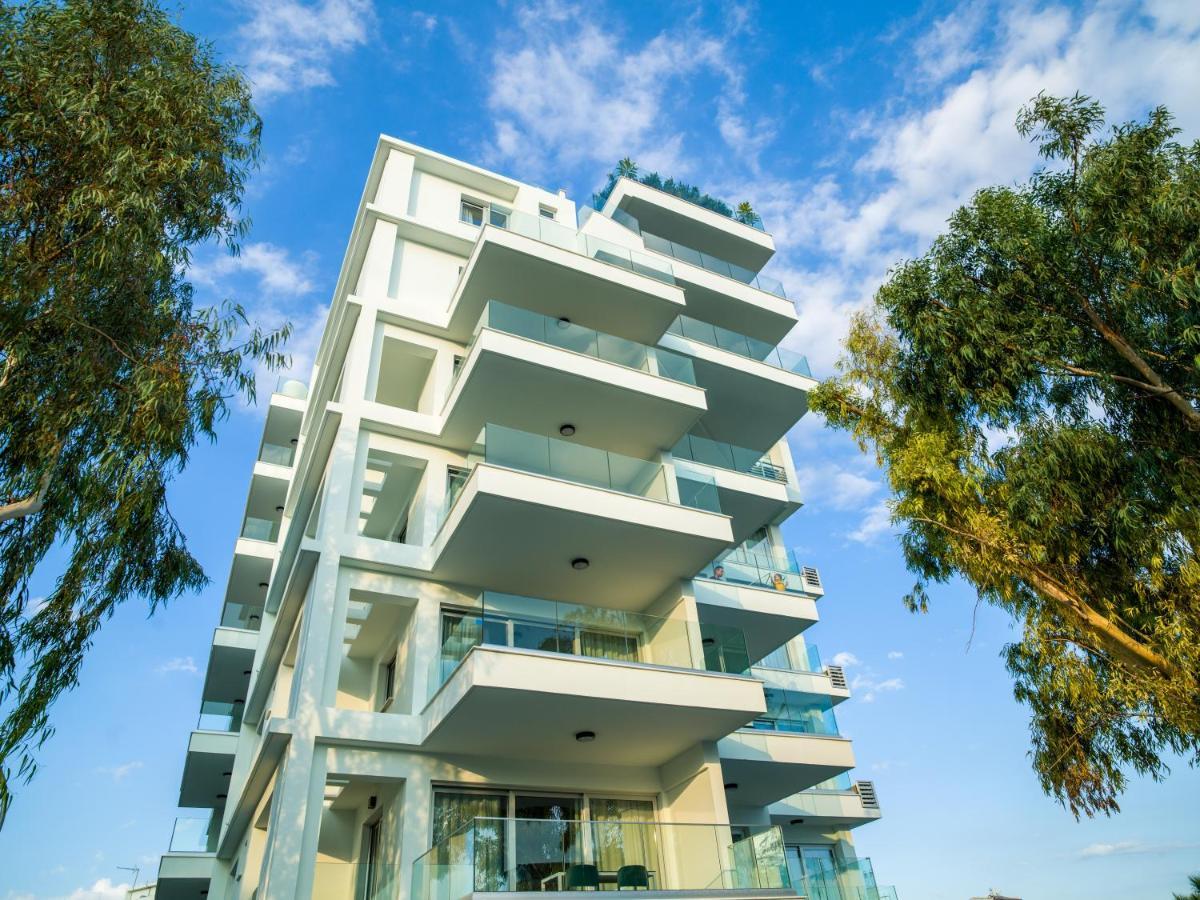 Liv Urban Suites Lárnaka Kültér fotó