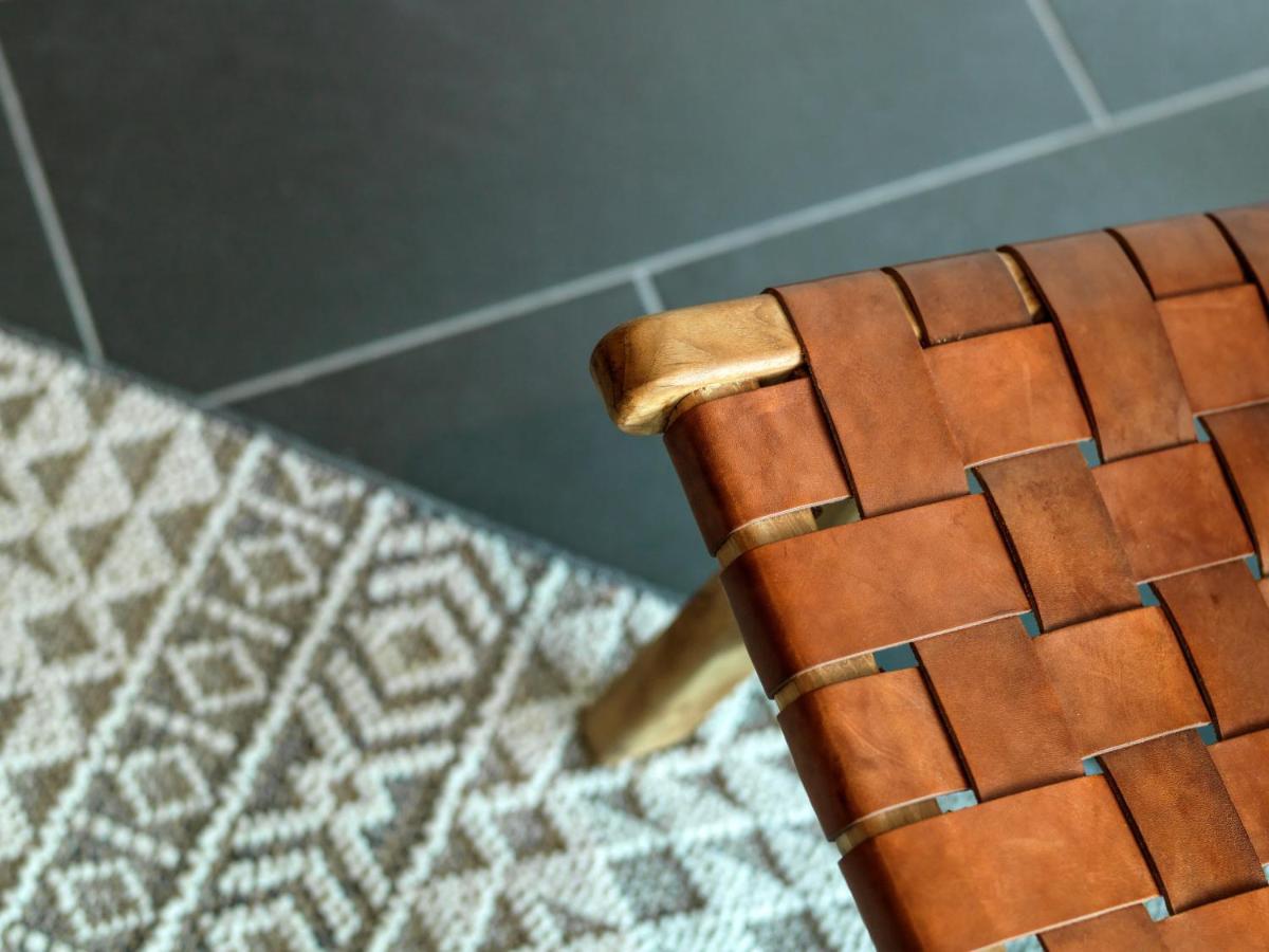 Liv Urban Suites Lárnaka Kültér fotó