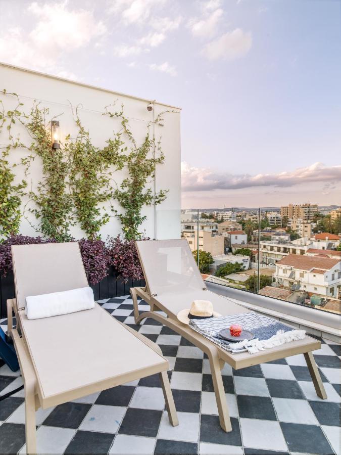 Liv Urban Suites Lárnaka Kültér fotó